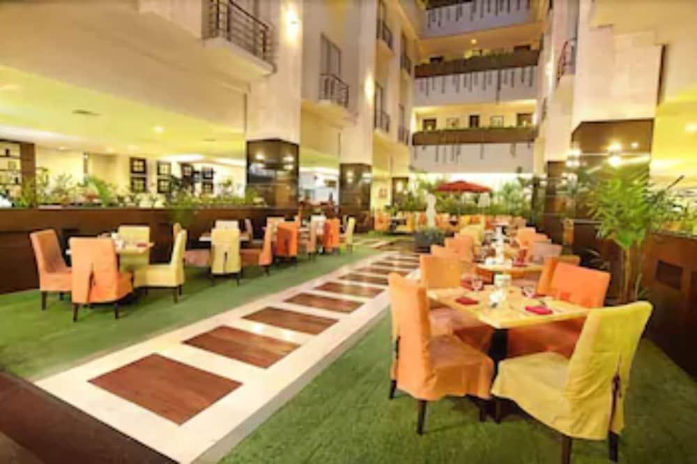 Golden Flower By Kagum Hotels Bandung Eksteriør bilde