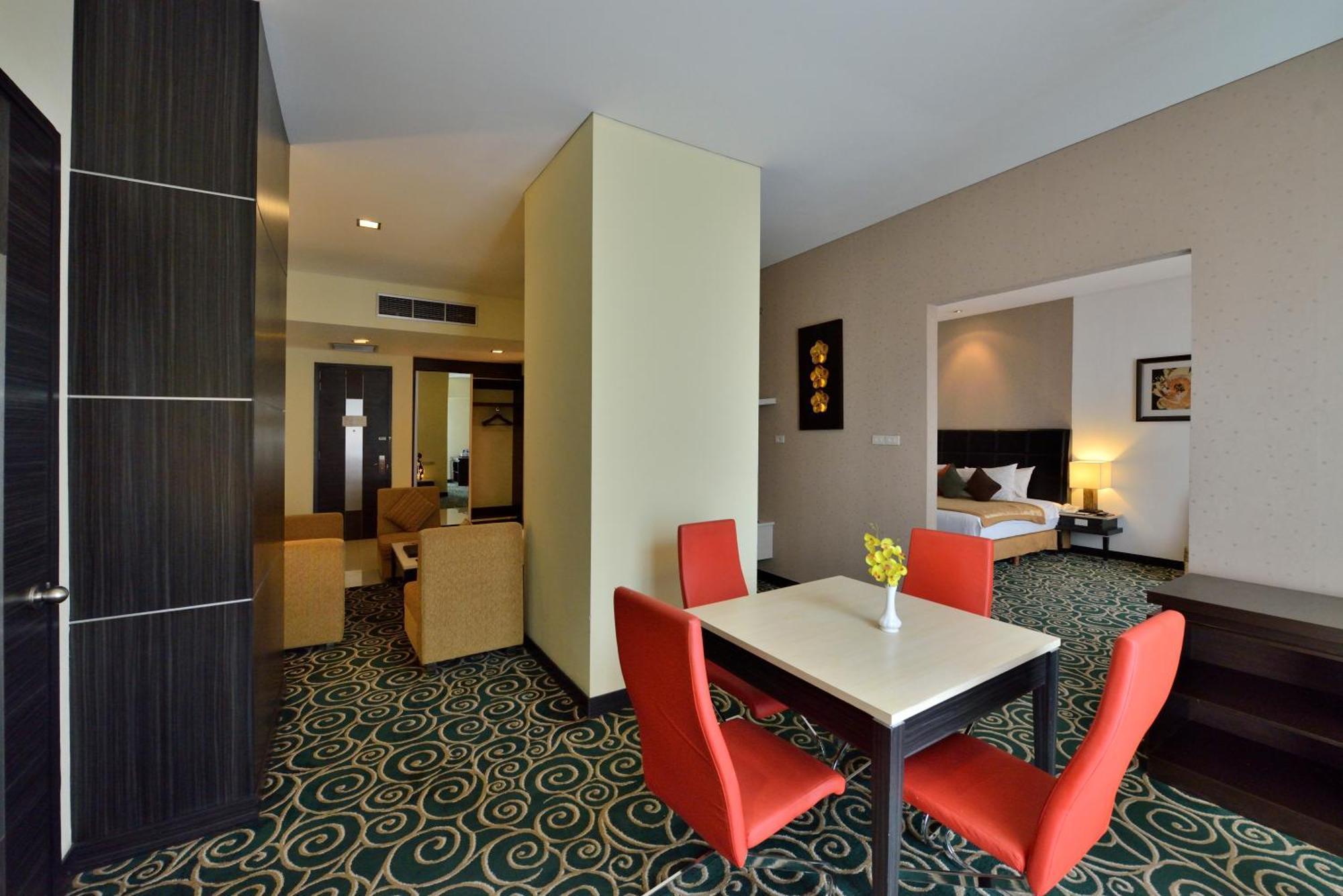 Golden Flower By Kagum Hotels Bandung Eksteriør bilde